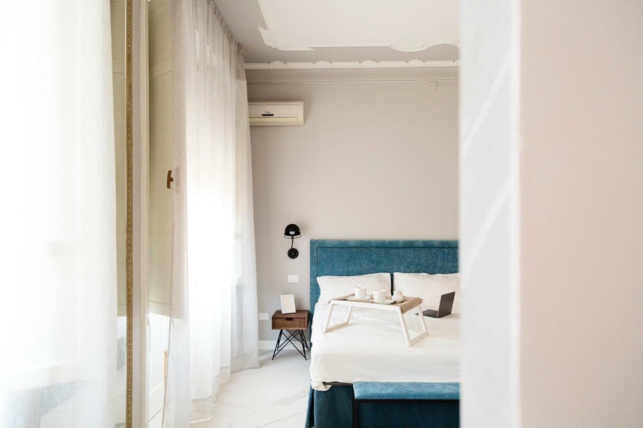 Le Bain Suite - Accanto Al Mare Vicinissima A Ortigia E Al Teatro Syracuse Ngoại thất bức ảnh